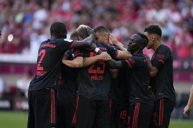 狠狠干夜夜